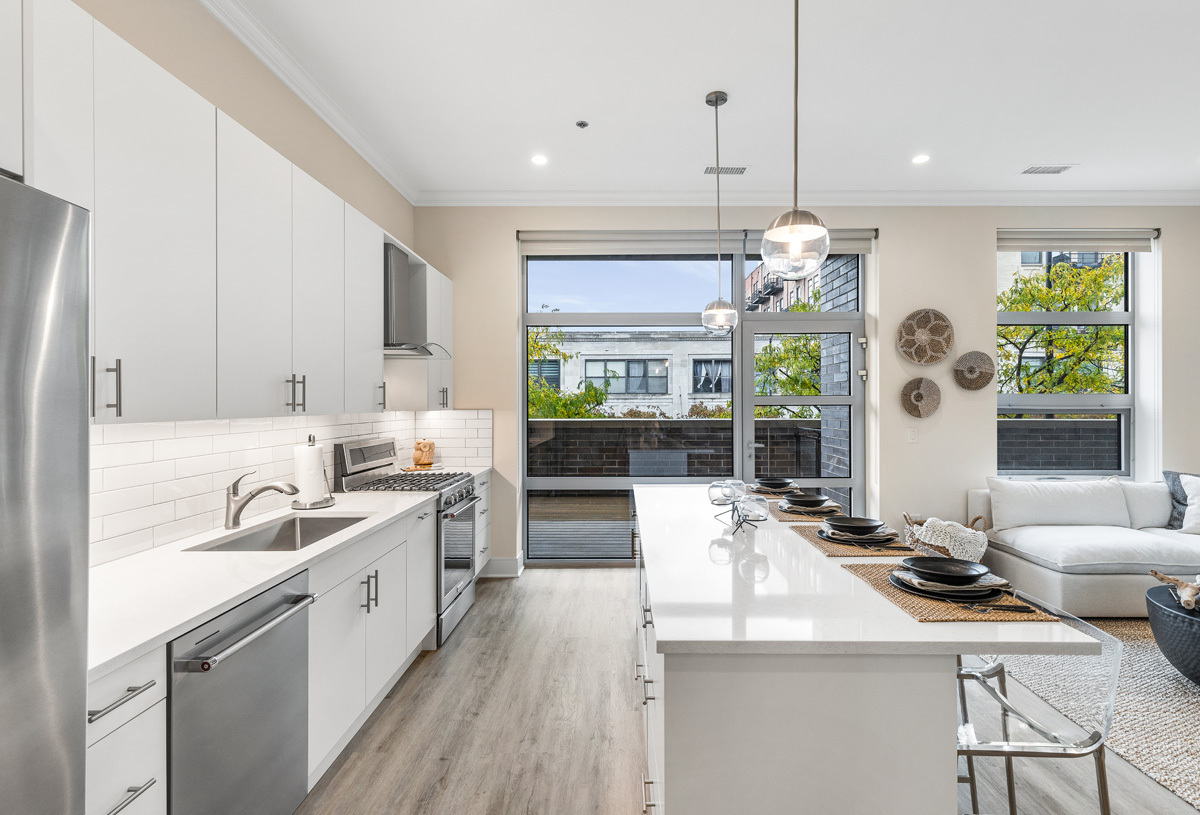 133 S Ashland Avenue 417