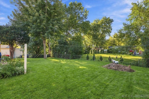 Tiny photo for 410 Harmony Drive, North Aurora, IL 60542 (MLS # 12776953)