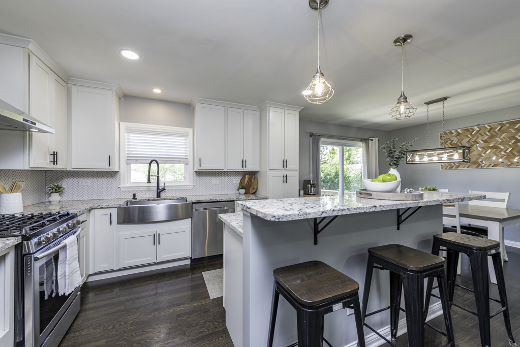 2308 Carriage Lane
