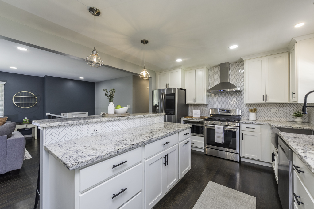 2308 Carriage Lane