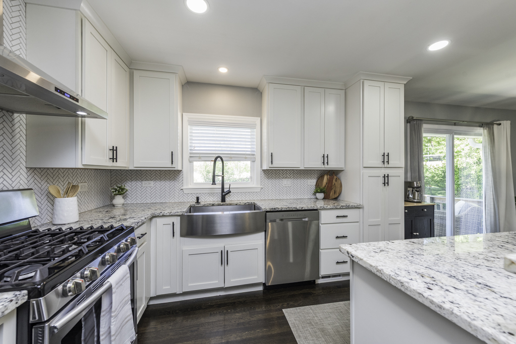 2308 Carriage Lane