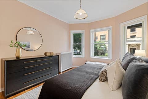 Tiny photo for 684 W Irving Park Road #E5, Chicago, IL 60613 (MLS # 12704618)