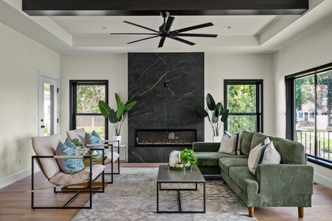 Tiny photo for 686 Jones Court, Bettendorf, IA 52722 (MLS # 12539823)