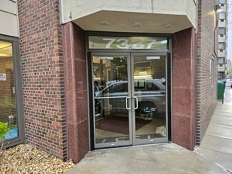 Tiny photo for 7337 S South Shore Drive #515, Chicago, IL 60649 (MLS # 12457537)