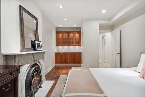 Tiny photo for 24 W Chestnut Street, Chicago, IL 60610 (MLS # 12547256)