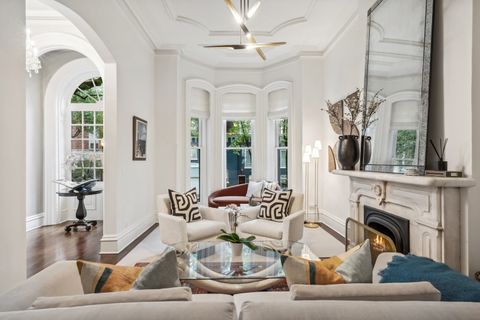 Tiny photo for 24 W Chestnut Street, Chicago, IL 60610 (MLS # 12547256)