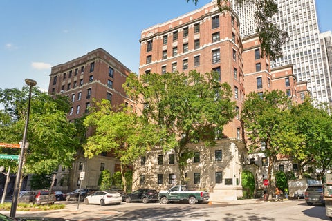 Photo of 400 W Deming Place #3H, Chicago, IL 60614 (MLS # 12774693)