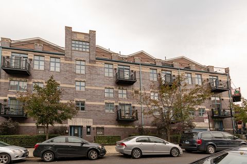 865 W Buckingham Place 204 Chicago IL 60657