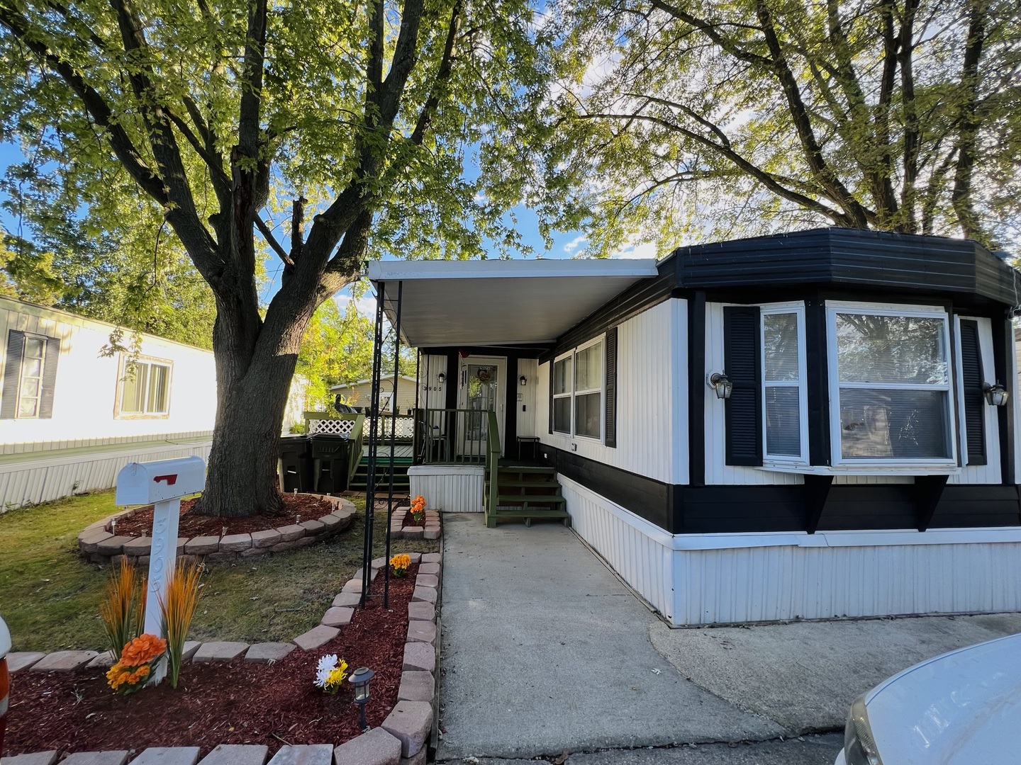 Listing image 4