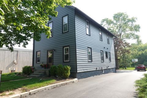 51 S Seymour Avenue 2 Grayslake IL 60030