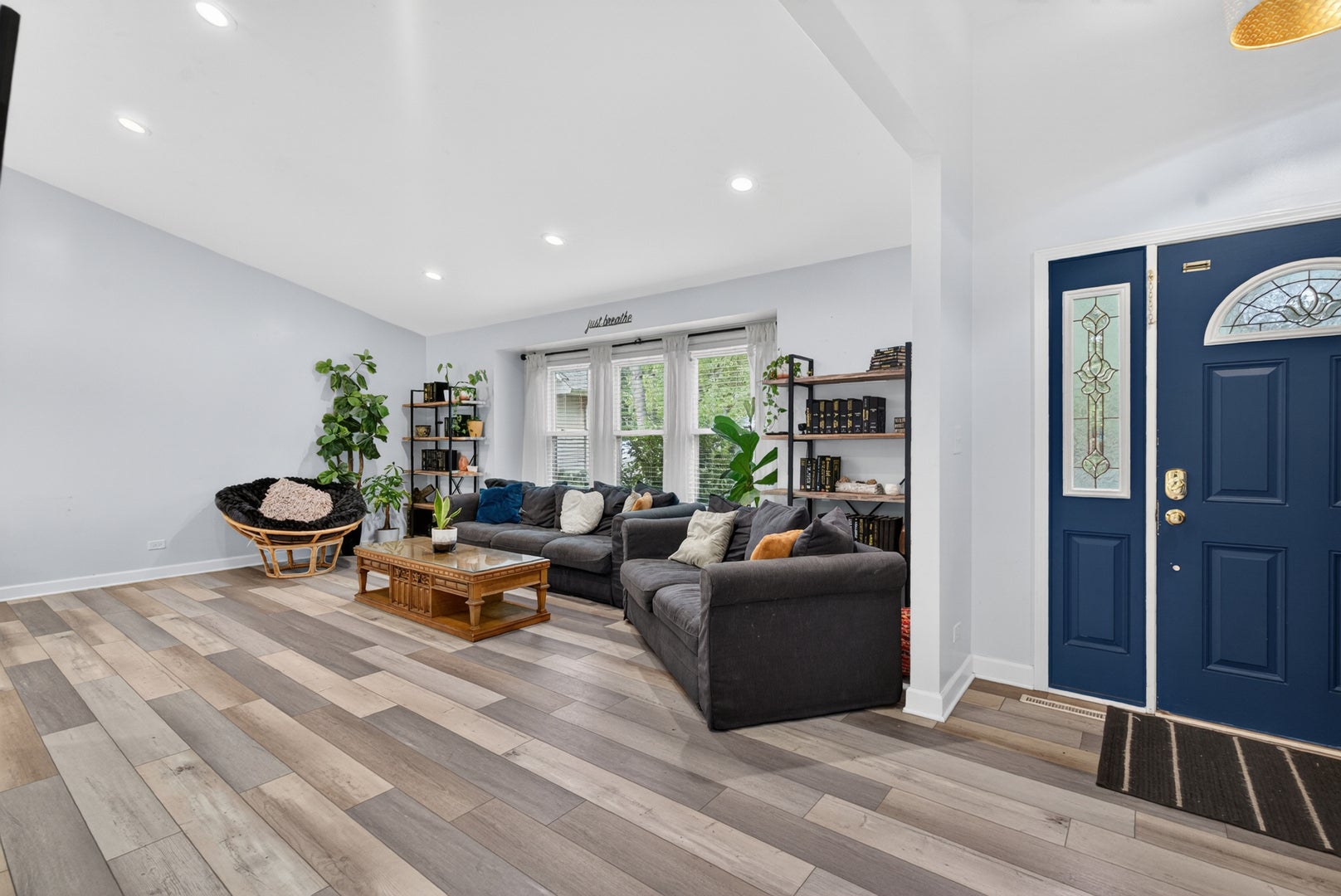 1389 Valayna Drive
