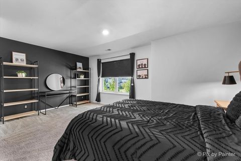 Tiny photo for 1052 Moraine Drive, South Elgin, IL 60177 (MLS # 12488979)