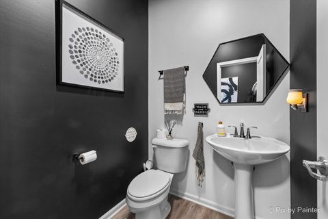 Tiny photo for 1052 Moraine Drive, South Elgin, IL 60177 (MLS # 12488979)