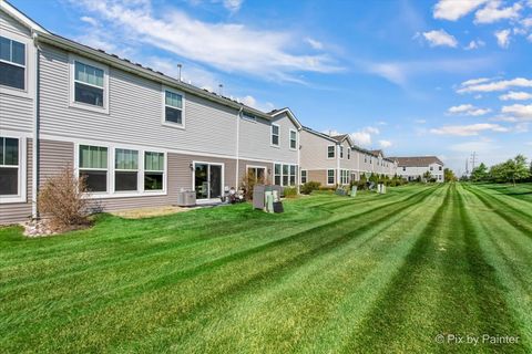 Tiny photo for 1052 Moraine Drive, South Elgin, IL 60177 (MLS # 12488979)