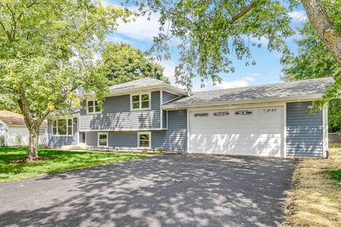 A home in West Chicago