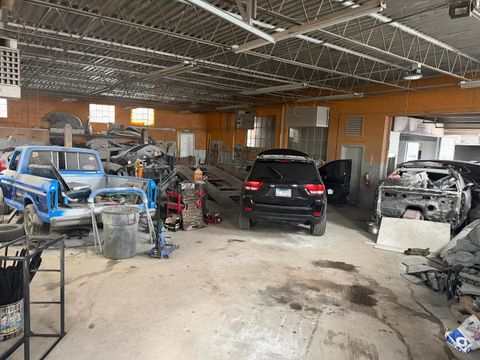 Tiny photo for 3101 Ridgeland Avenue, Berwyn, IL 60402 (MLS # 12567101)