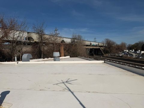 Tiny photo for 3101 Ridgeland Avenue, Berwyn, IL 60402 (MLS # 12567101)