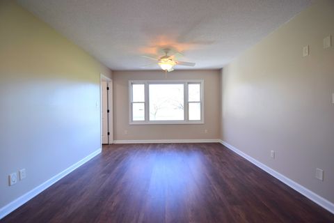 Tiny photo for 1024 Mulligan Drive #1024, Mt Vernon, IL 62864 (MLS # 12596417)