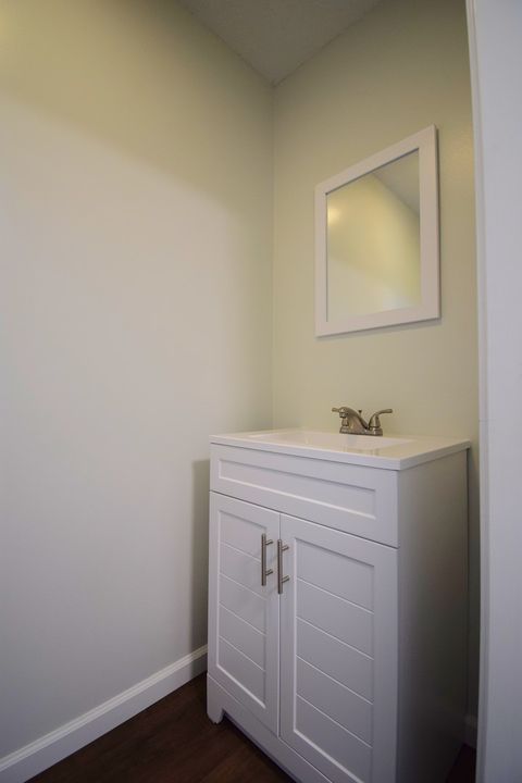 Tiny photo for 1024 Mulligan Drive #1024, Mt Vernon, IL 62864 (MLS # 12596417)