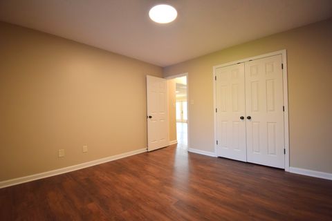 Tiny photo for 1024 Mulligan Drive #1024, Mt Vernon, IL 62864 (MLS # 12596417)