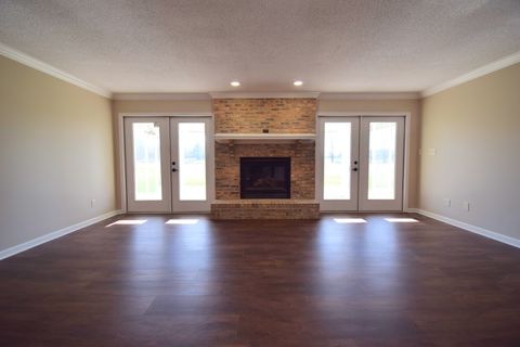 Tiny photo for 1024 Mulligan Drive #1024, Mt Vernon, IL 62864 (MLS # 12596417)