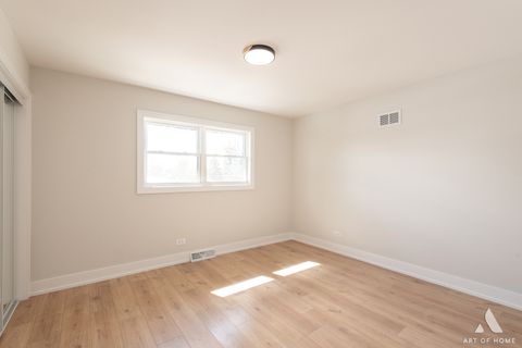 Tiny photo for 10433 S 83rd Avenue, Palos Hills, IL 60465 (MLS # 12595022)