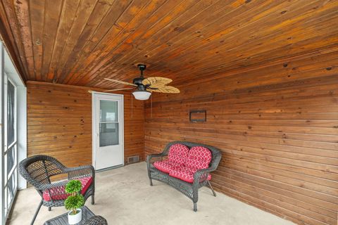 Tiny photo for 3103 15 Street A, Moline, IL 61265 (MLS # 12608743)