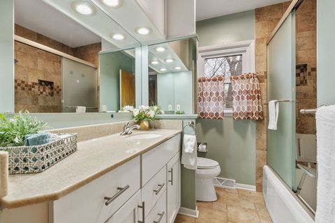 Tiny photo for 3103 15 Street A, Moline, IL 61265 (MLS # 12608743)