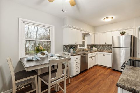 Tiny photo for 3103 15 Street A, Moline, IL 61265 (MLS # 12608743)