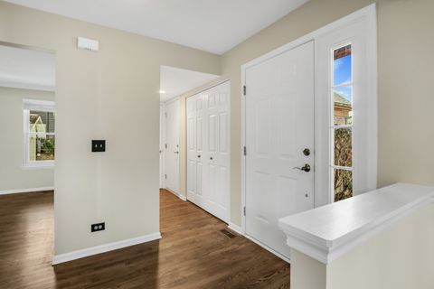 Tiny photo for 223 Litchfield Court, Grayslake, IL 60030 (MLS # 12458212)