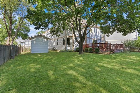 Tiny photo for 223 Litchfield Court, Grayslake, IL 60030 (MLS # 12458212)