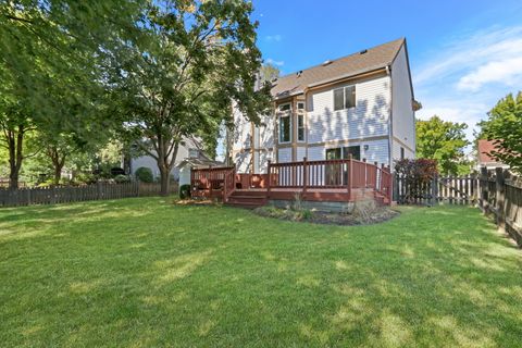 Tiny photo for 223 Litchfield Court, Grayslake, IL 60030 (MLS # 12458212)