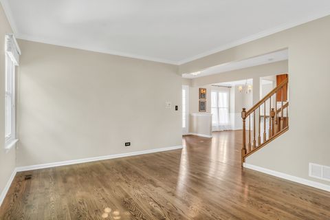 Tiny photo for 223 Litchfield Court, Grayslake, IL 60030 (MLS # 12458212)