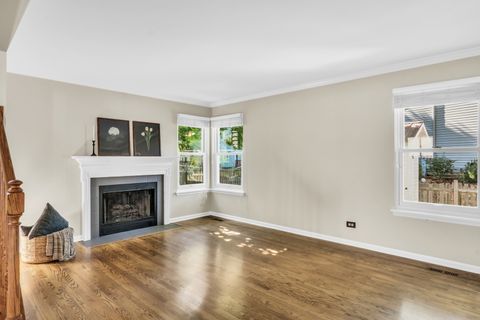 Tiny photo for 223 Litchfield Court, Grayslake, IL 60030 (MLS # 12458212)
