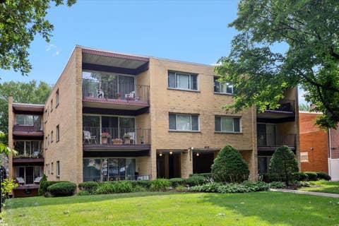 Tiny photo for 6959 N Ridge Boulevard #1D, Chicago, IL 60645 (MLS # 12718577)