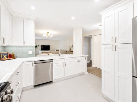 Tiny photo for 6959 N Ridge Boulevard #1D, Chicago, IL 60645 (MLS # 12718577)