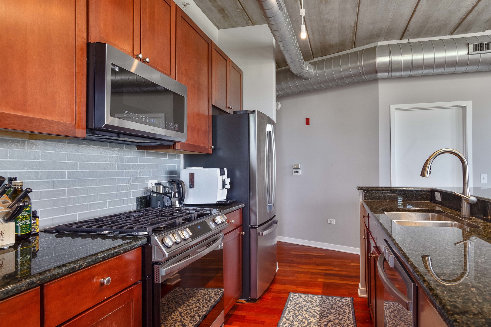 647 Metropolitan Way 214