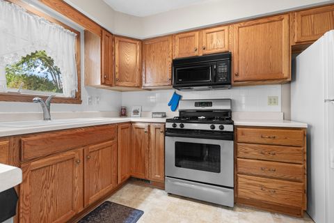 Tiny photo for 1223 ESMOND Drive, Rockford, IL 61108 (MLS # 12486670)