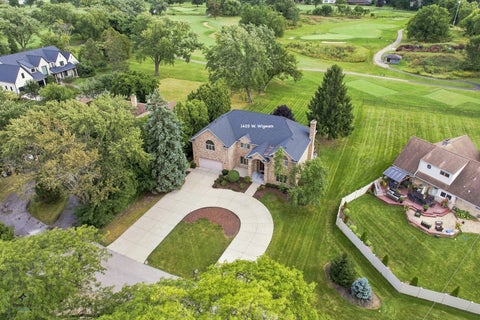 Tiny photo for 1403 W Wigwam Trail, Mount Prospect, IL 60056 (MLS # 12753174)