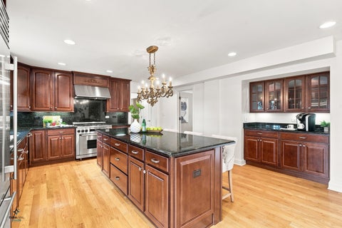 Tiny photo for 1403 W Wigwam Trail, Mount Prospect, IL 60056 (MLS # 12753174)