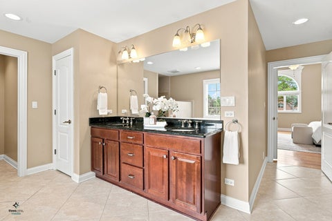 Tiny photo for 1403 W Wigwam Trail, Mount Prospect, IL 60056 (MLS # 12753174)