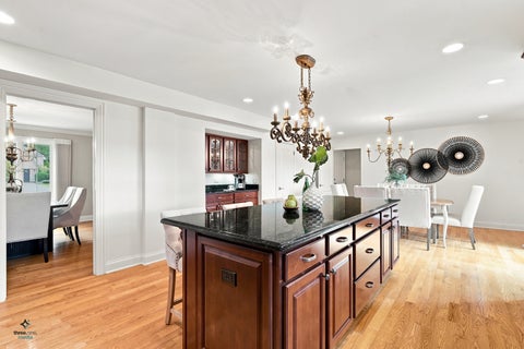 Tiny photo for 1403 W Wigwam Trail, Mount Prospect, IL 60056 (MLS # 12753174)