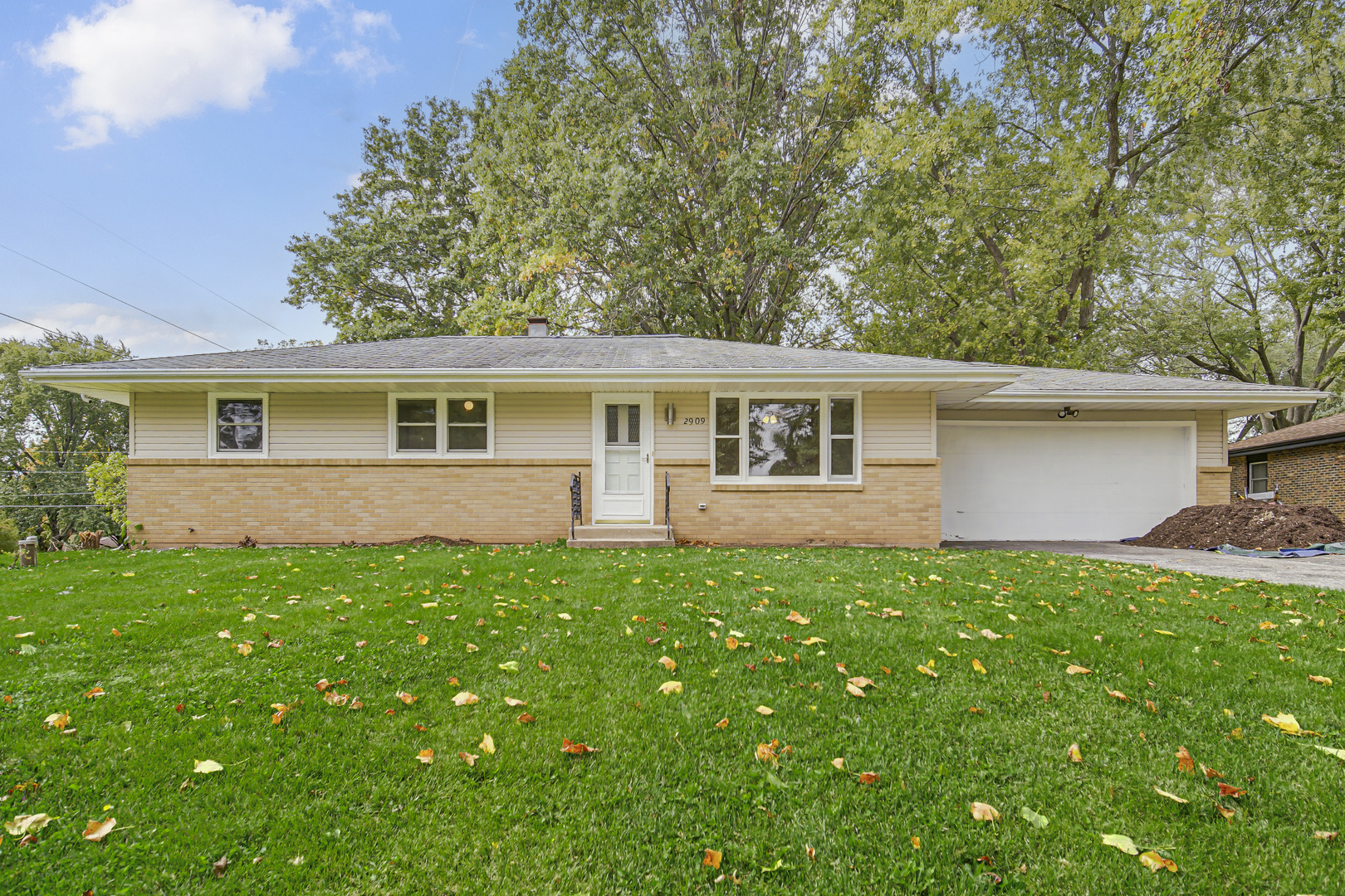 2909 Kentwood Parkway