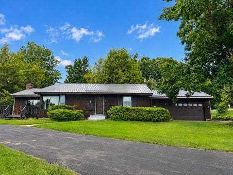 Tiny photo for 576 Timber Hills Drive, Freeport, IL 61032 (MLS # 12752209)