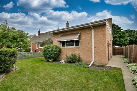 Tiny photo for 1620 N 73rd Court, Elmwood Park, IL 60707 (MLS # 12738099)