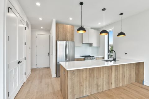 Tiny photo for 2147 W Adams Street #2S, Chicago, IL 60612 (MLS # 12498740)