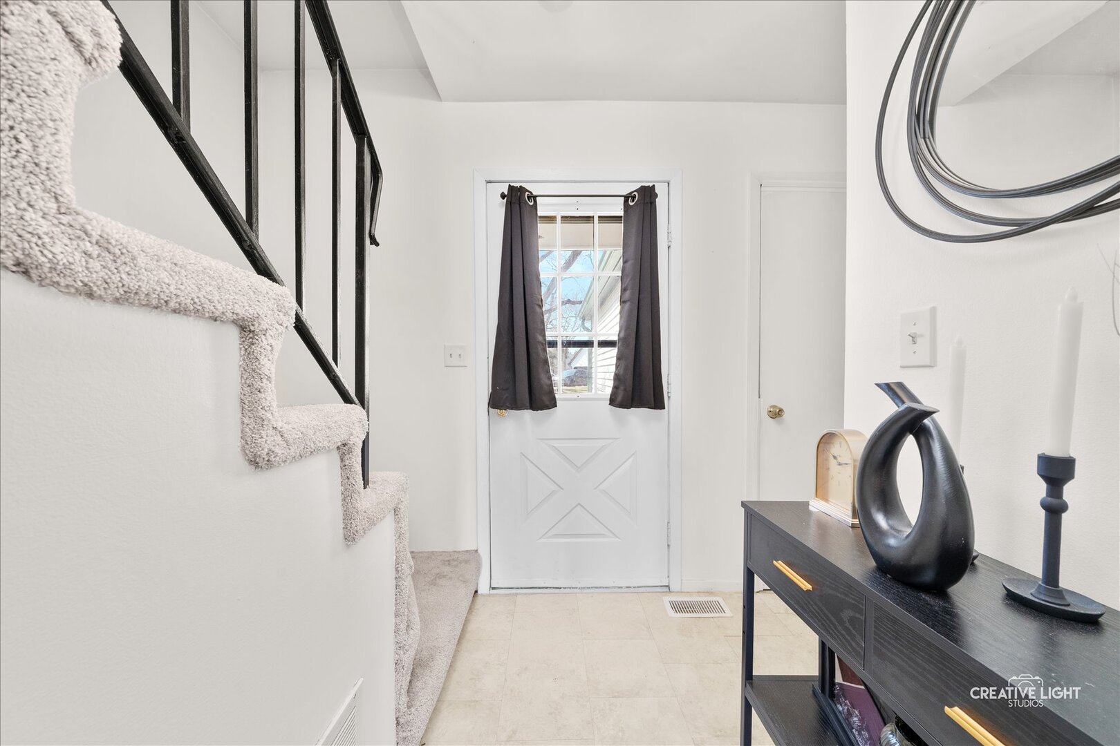 2437 Devonshire Court