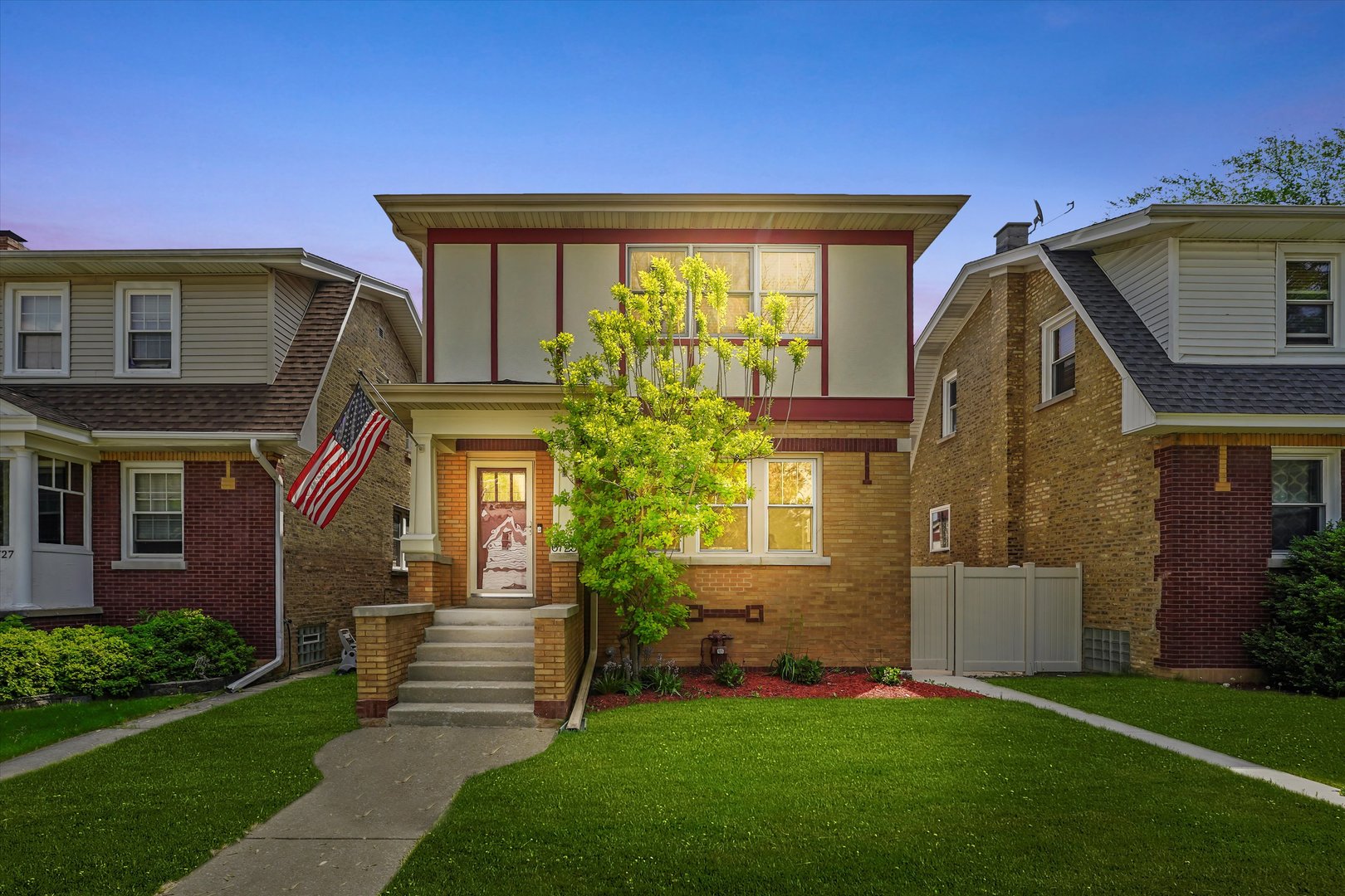 6725 N Oketo Avenue
