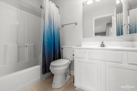 Tiny photo for 52 Blackberry Trail, Aurora, IL 60506 (MLS # 12752346)