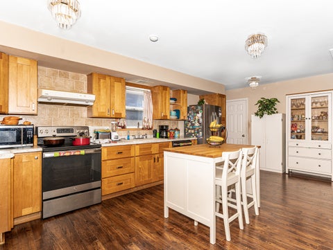Tiny photo for 811 Glenwood Avenue, Joliet, IL 60435 (MLS # 12751291)